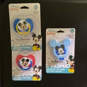 𝅺3 pc. Bundle - Disney Mickey Mouse Pacifiers and holder​